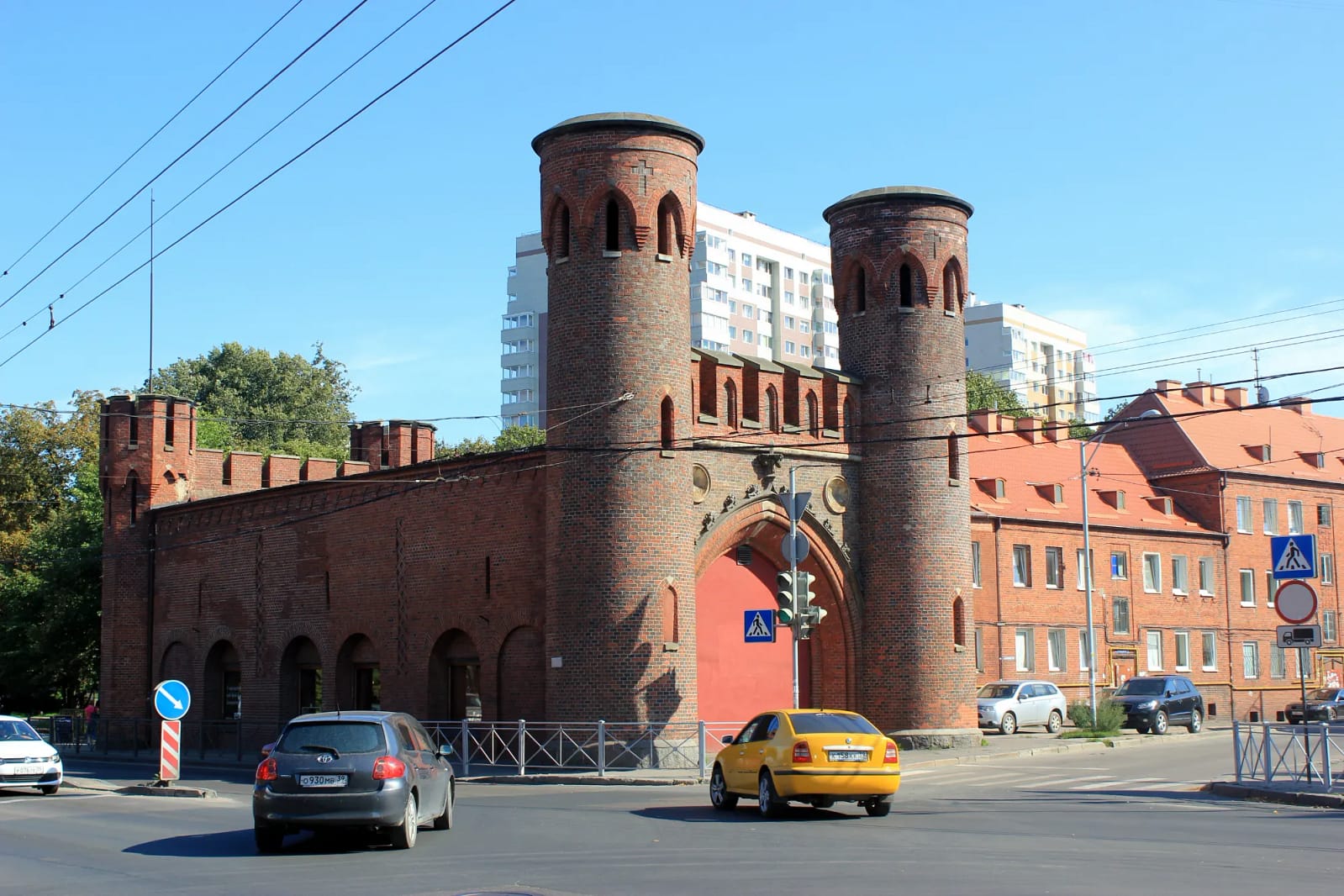 Tracing the Past: A Guide to the Historic City Gates königsberg sackheimer tor